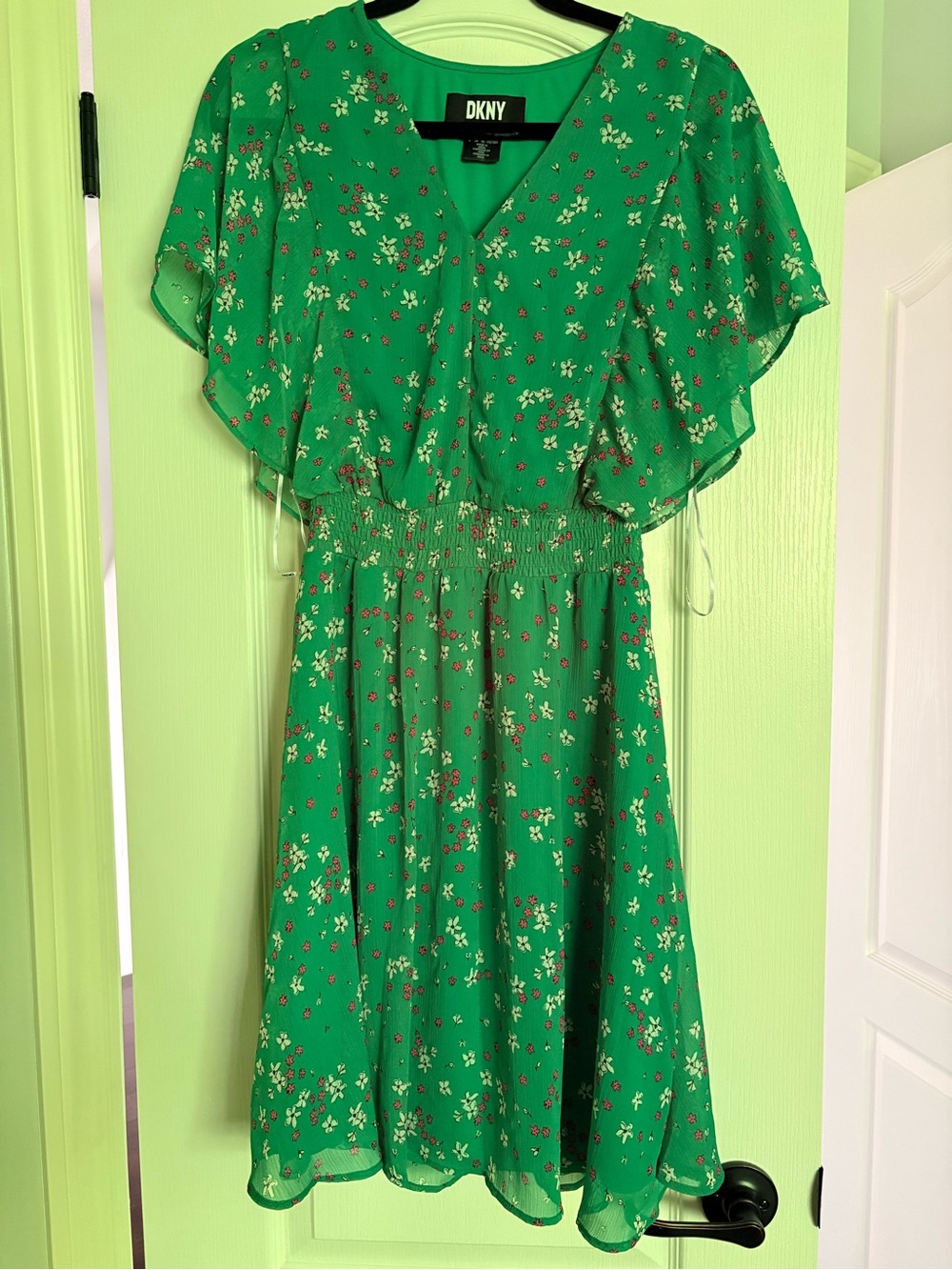 DKNY Green Floral V-Neck Flutter Sleeve Dress